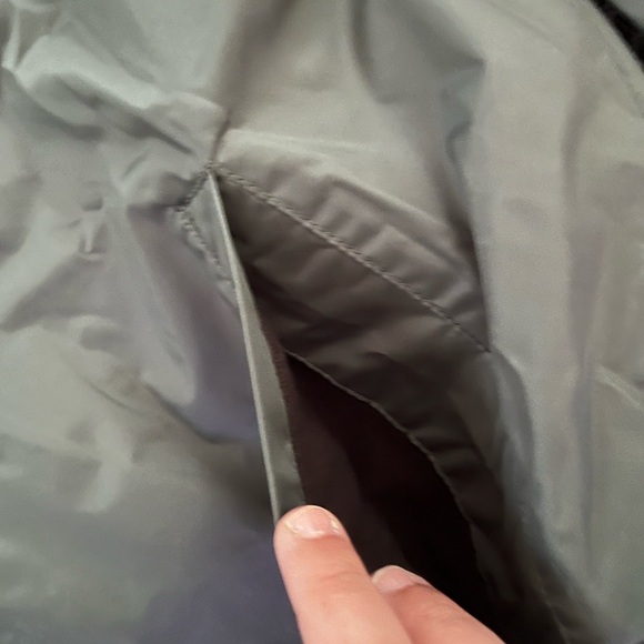 Vans Men's Olive Windbreaker Jacket - Picture 4 of 8